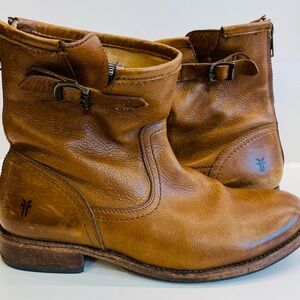 Frye Women Tan Leather Boots